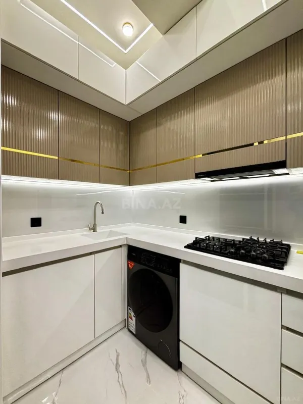 Satılır 2 otaqlı mənzil 70.7 m²