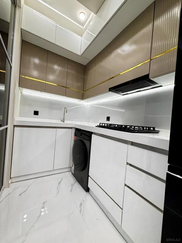 Satılır 2 otaqlı mənzil 70.7 m²