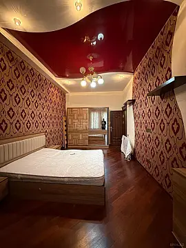 Kirayə verilir 2 otaqlı mənzil 80 m²