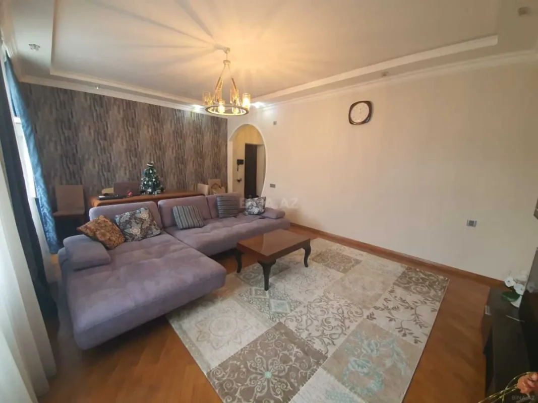 Kirayə verilir 3 otaqlı mənzil 120 m²