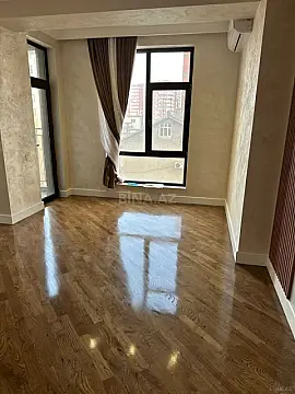 Satılır 3 otaqlı mənzil 120 m²