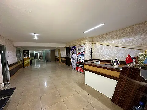Kirayə verilir 1 otaqlı ofis 25 m²