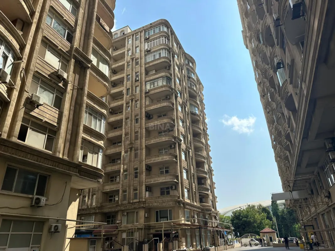 Kirayə verilir 1 otaqlı ofis 25 m²