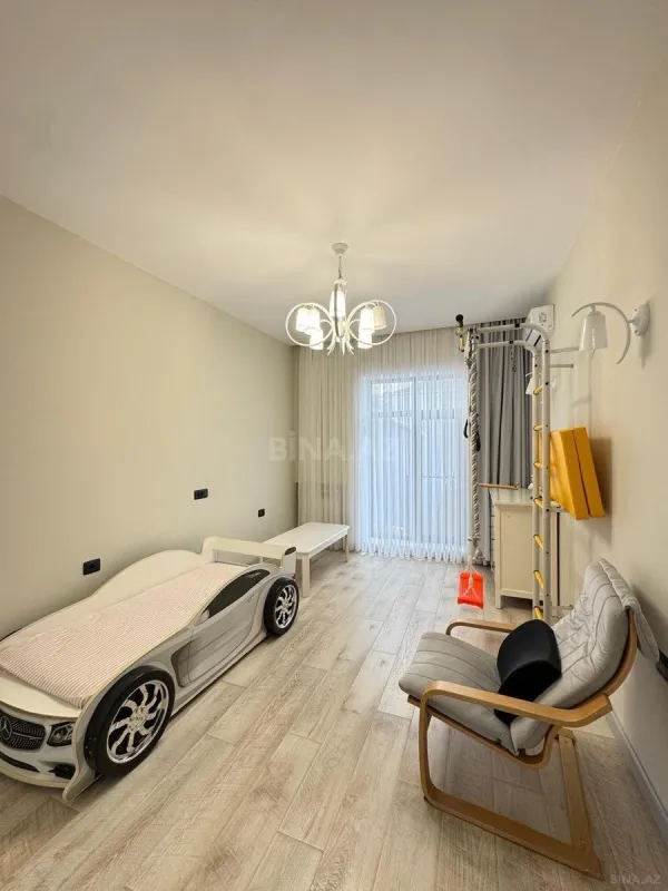 Kirayə verilir 5 otaqlı həyət evi 300 m²