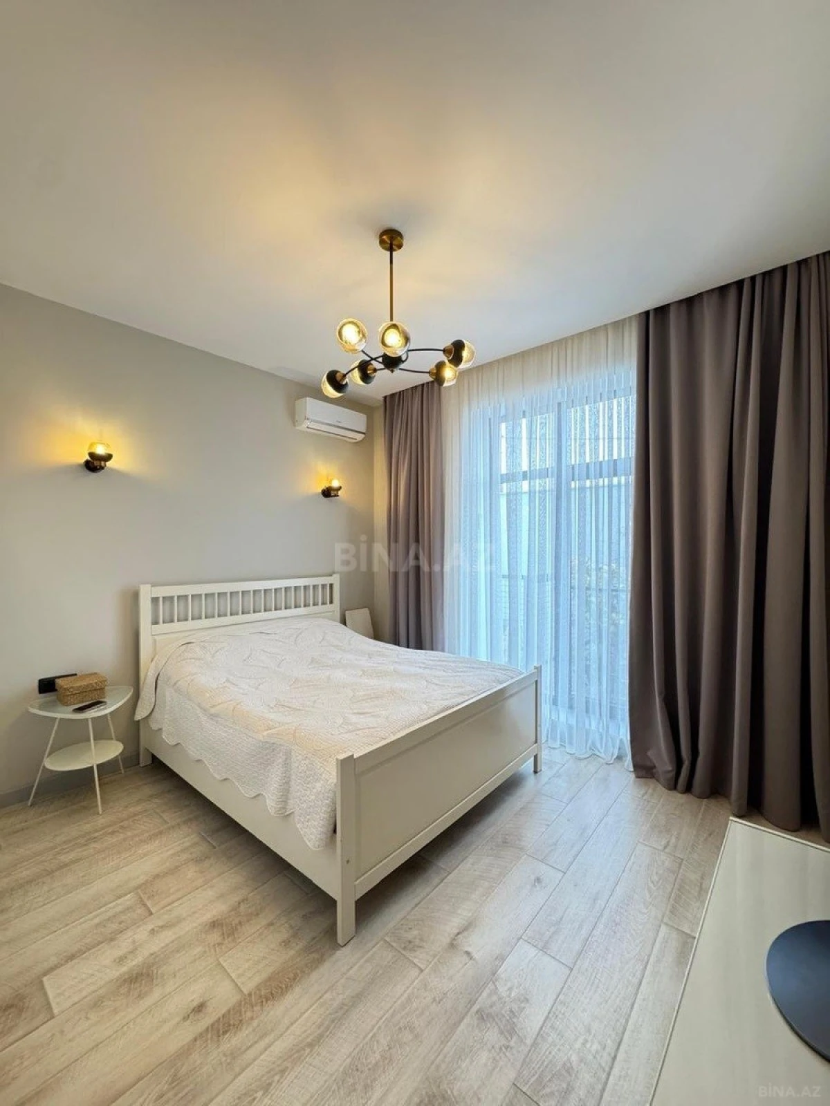 Kirayə verilir 5 otaqlı həyət evi 300 m²