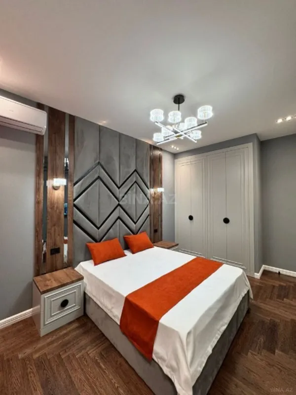 Satılır 2 otaqlı mənzil 86 m²