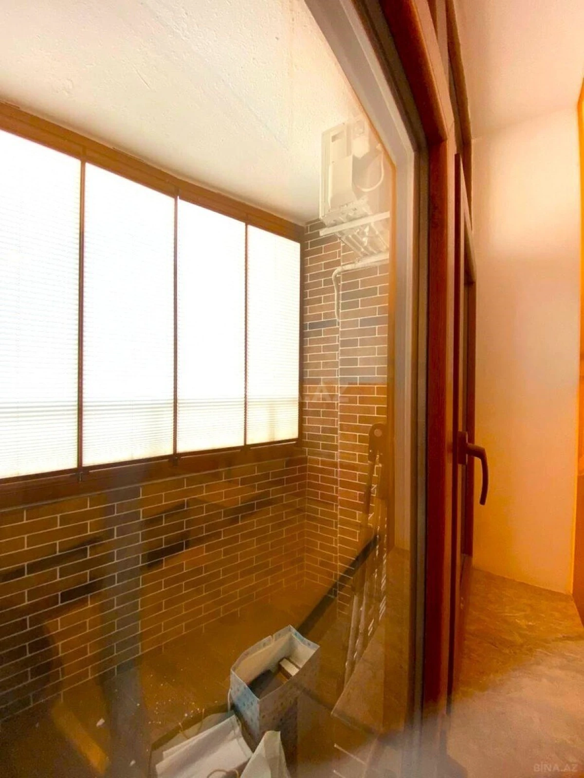 Satılır 4 otaqlı mənzil 124 m²