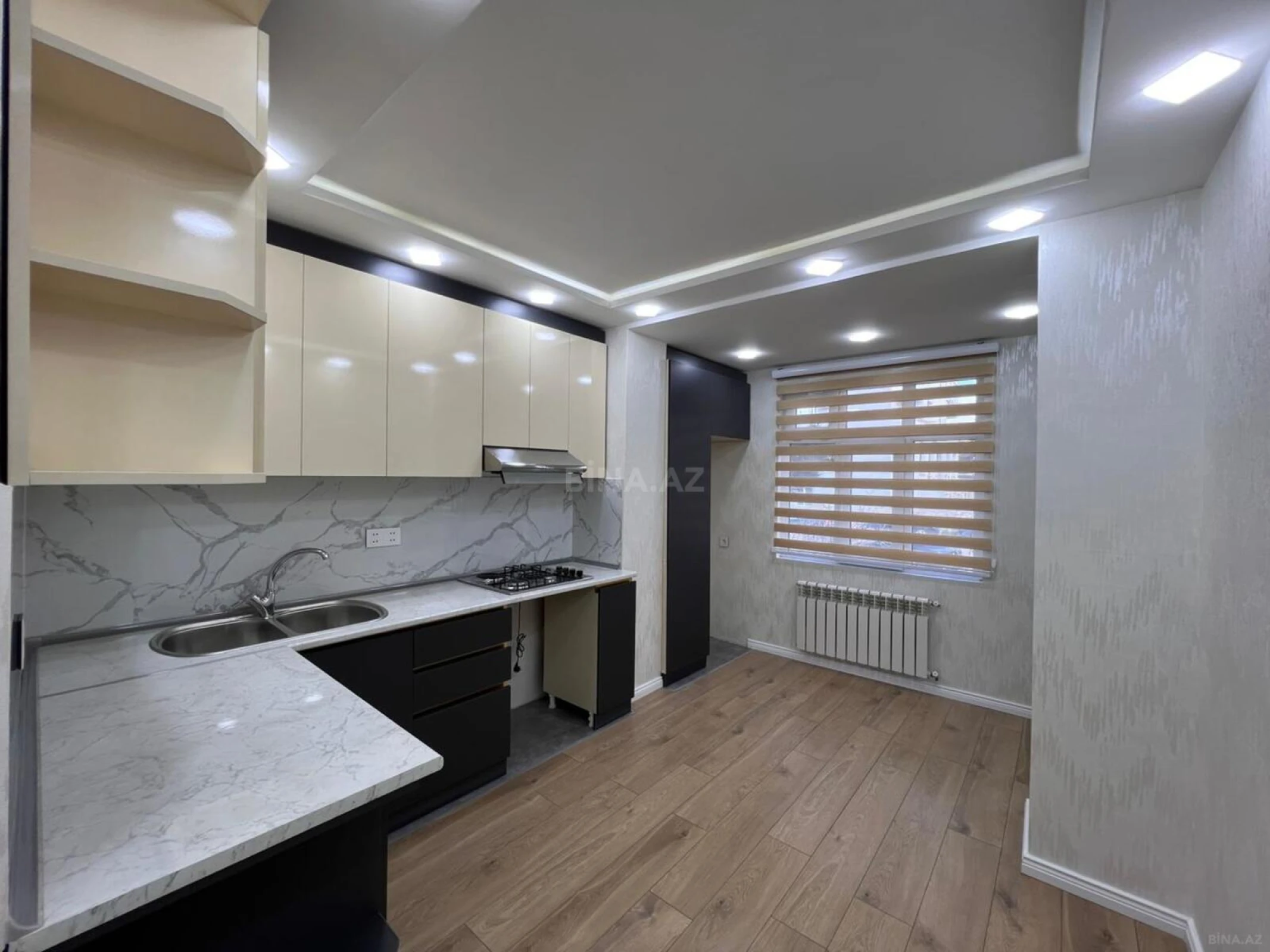 Satılır 2 otaqlı mənzil 65 m²