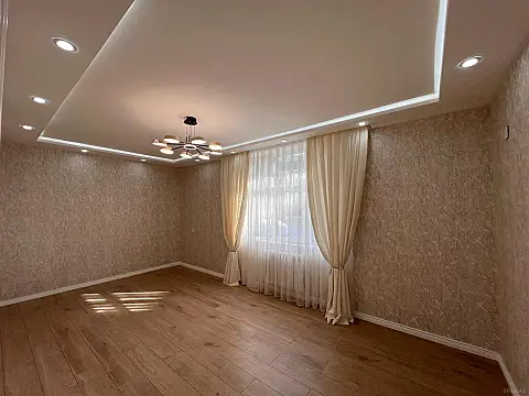 Satılır 2 otaqlı mənzil 65 m² — Bakı, Həzi Aslanov qəs. 2 otaq 65.00 m²
