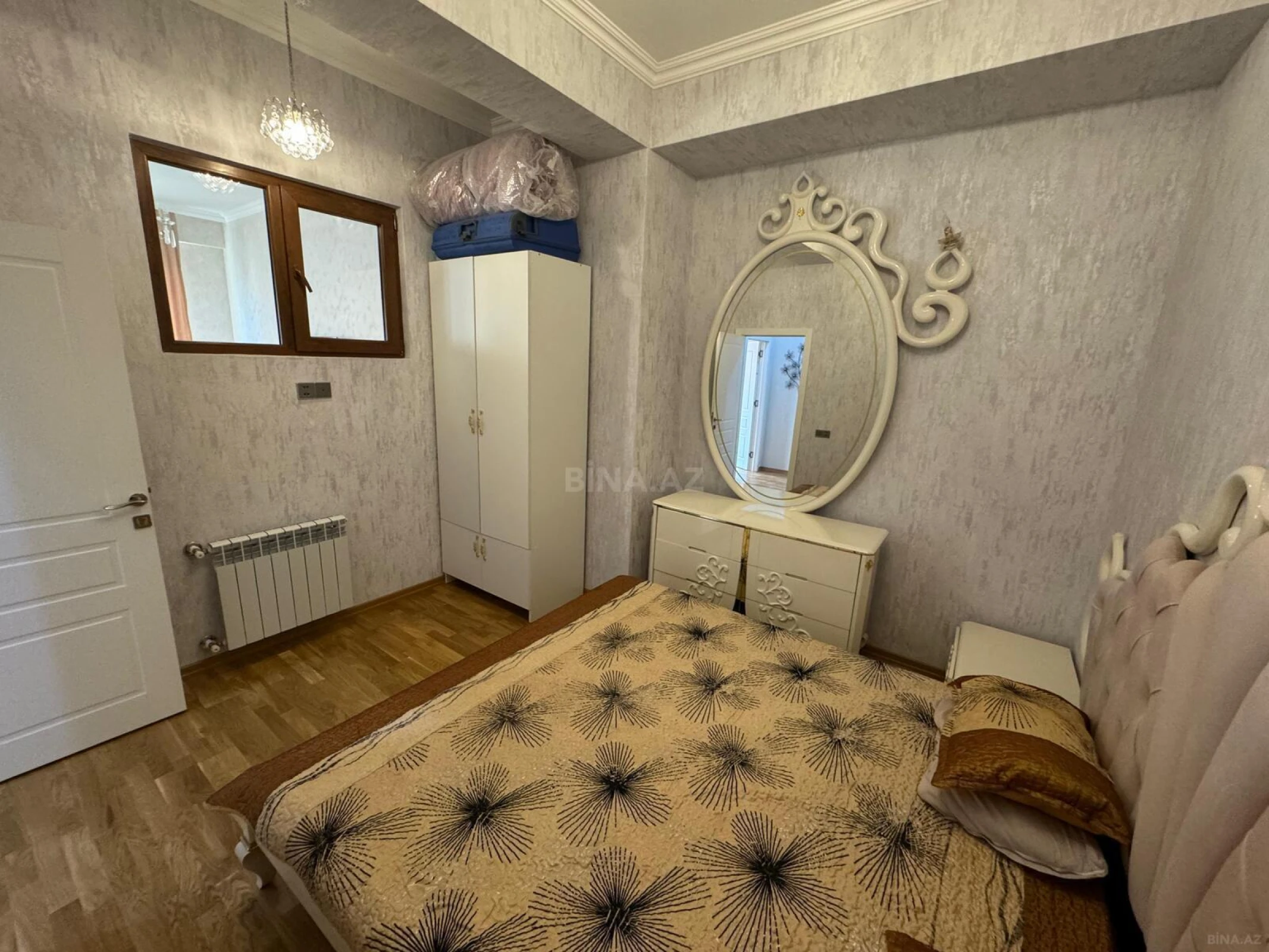 Kirayə verilir 2 otaqlı mənzil 60 m²