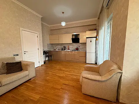 Kirayə verilir 2 otaqlı mənzil 60 m²