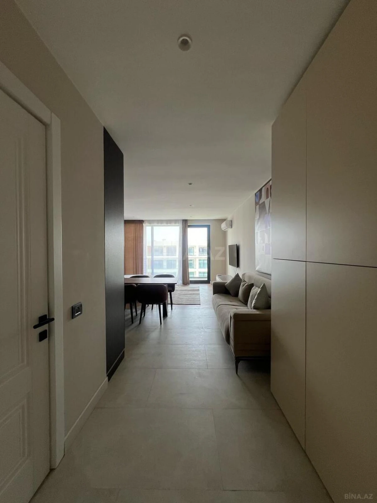 Satılır 1 otaqlı mənzil 58 m²