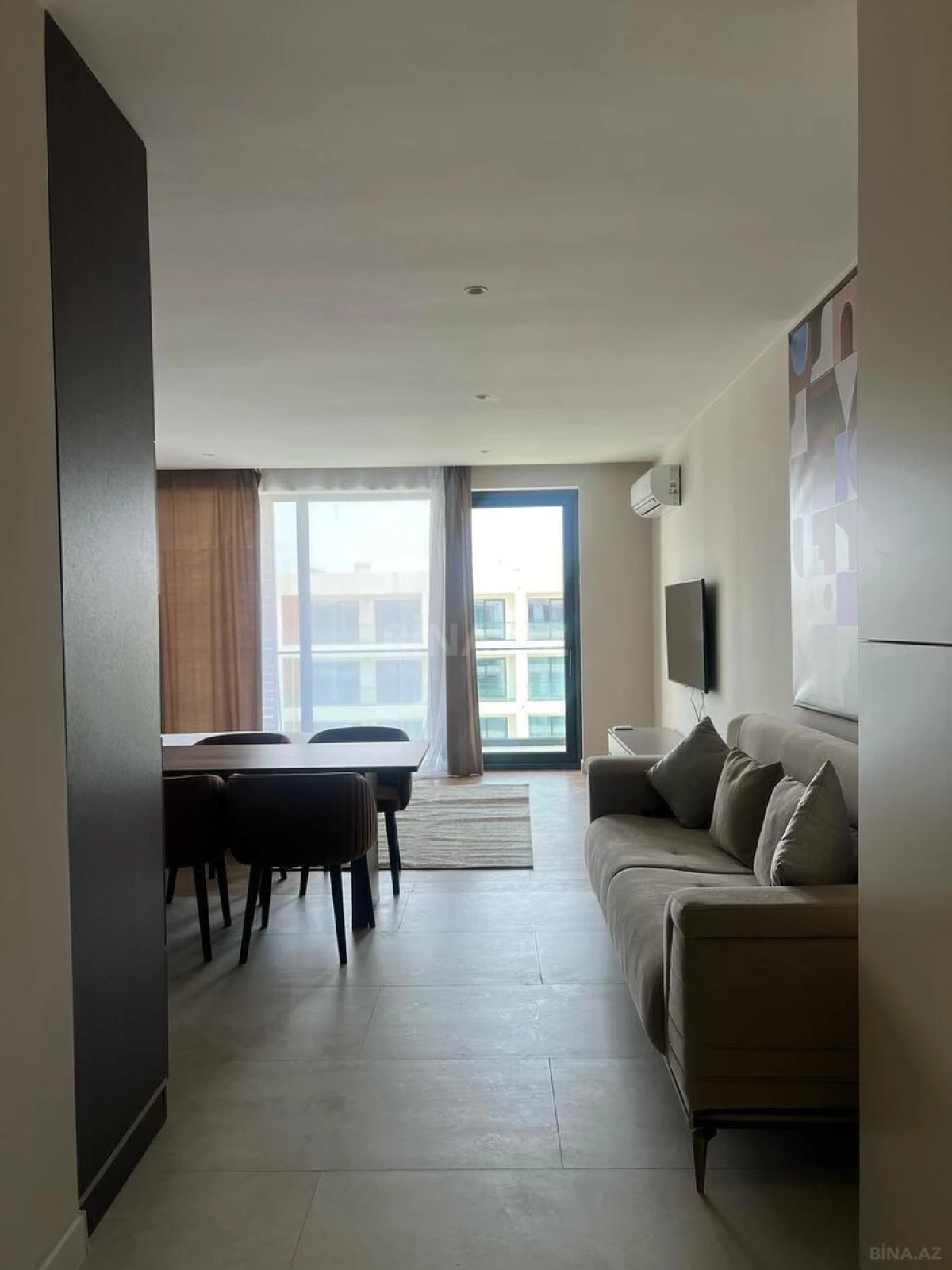 Satılır 1 otaqlı mənzil 58 m²