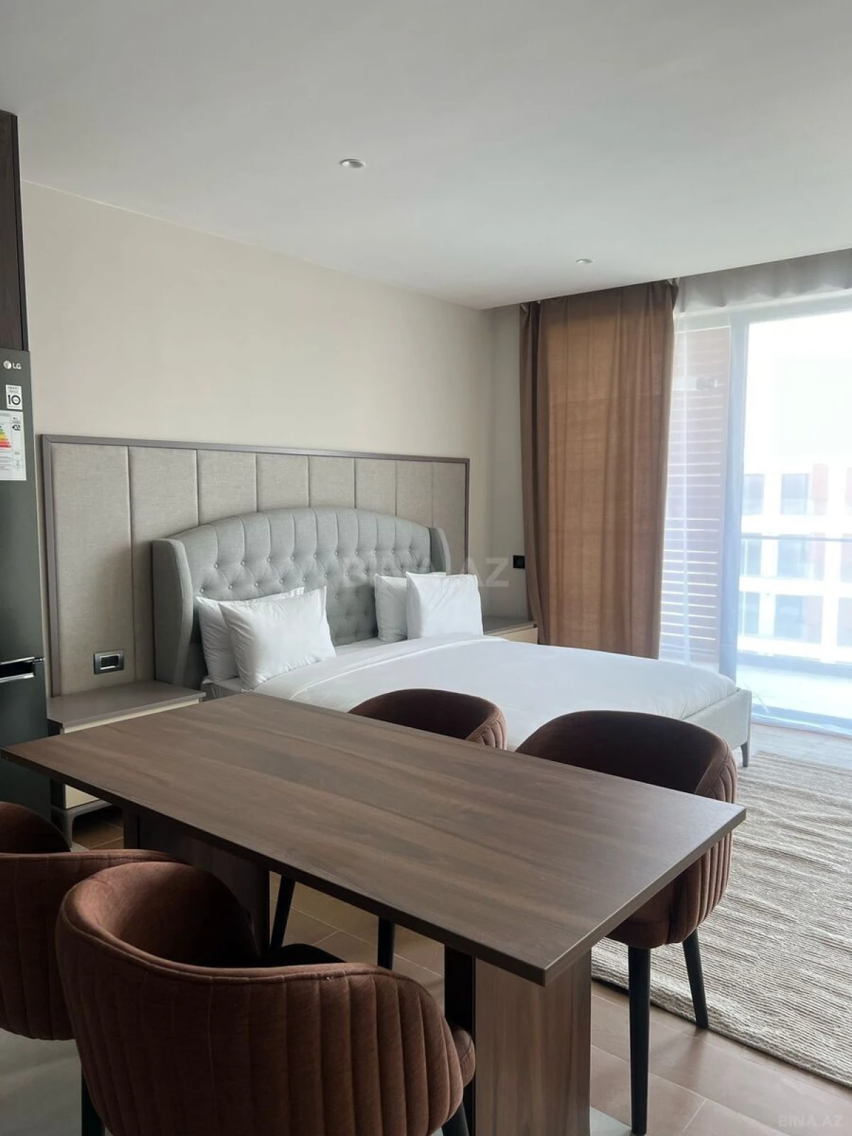 Satılır 1 otaqlı mənzil 58 m²