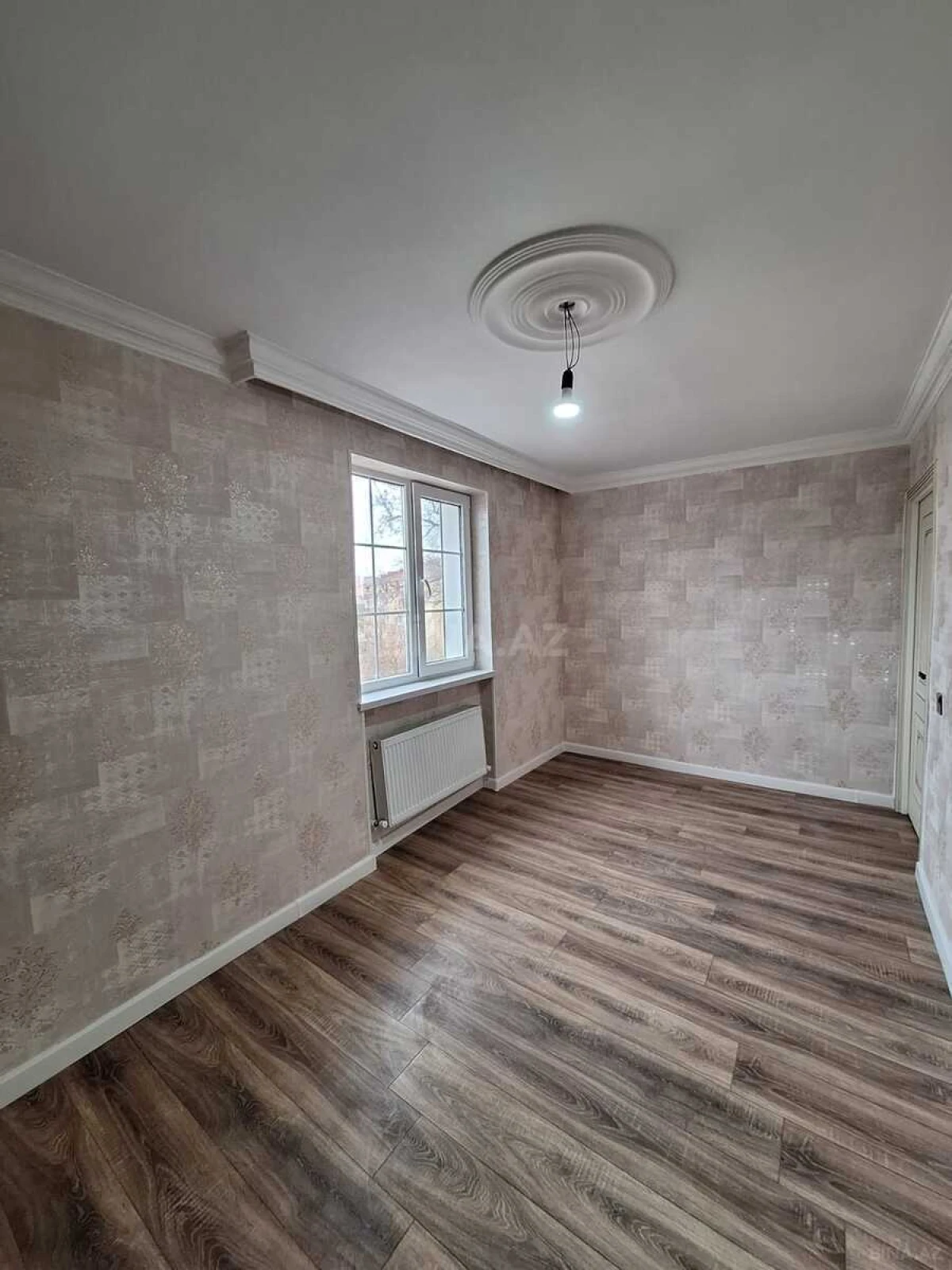 Satılır 2 otaqlı mənzil 44 m²