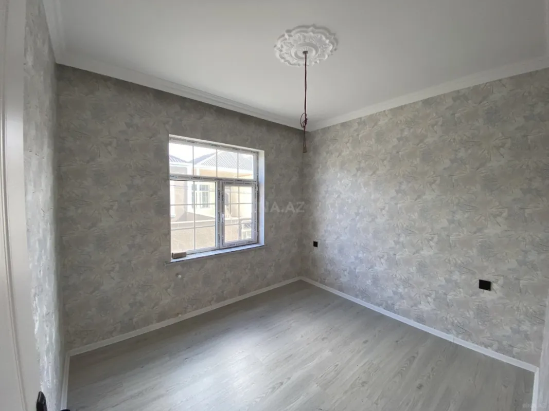 Satılır 4 otaqlı həyət evi 110 m²