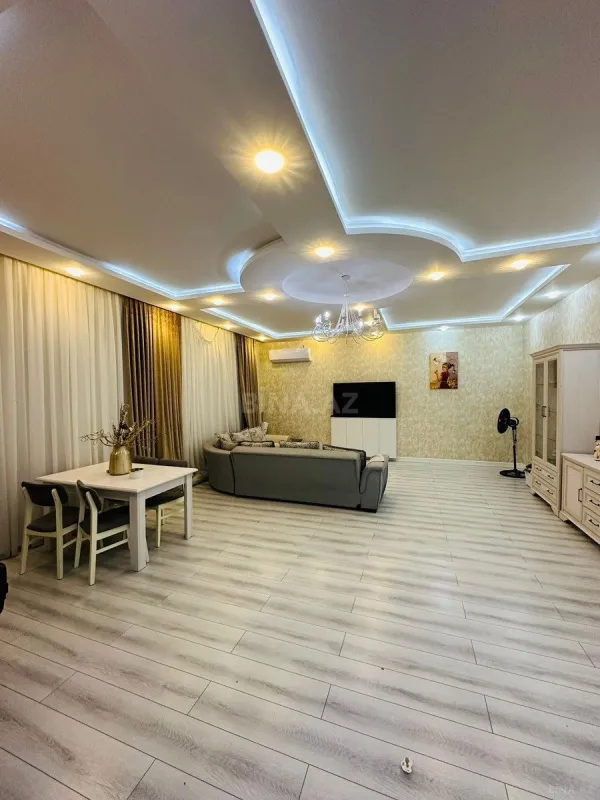 Kirayə verilir 4 otaqlı həyət evi 240 m²
