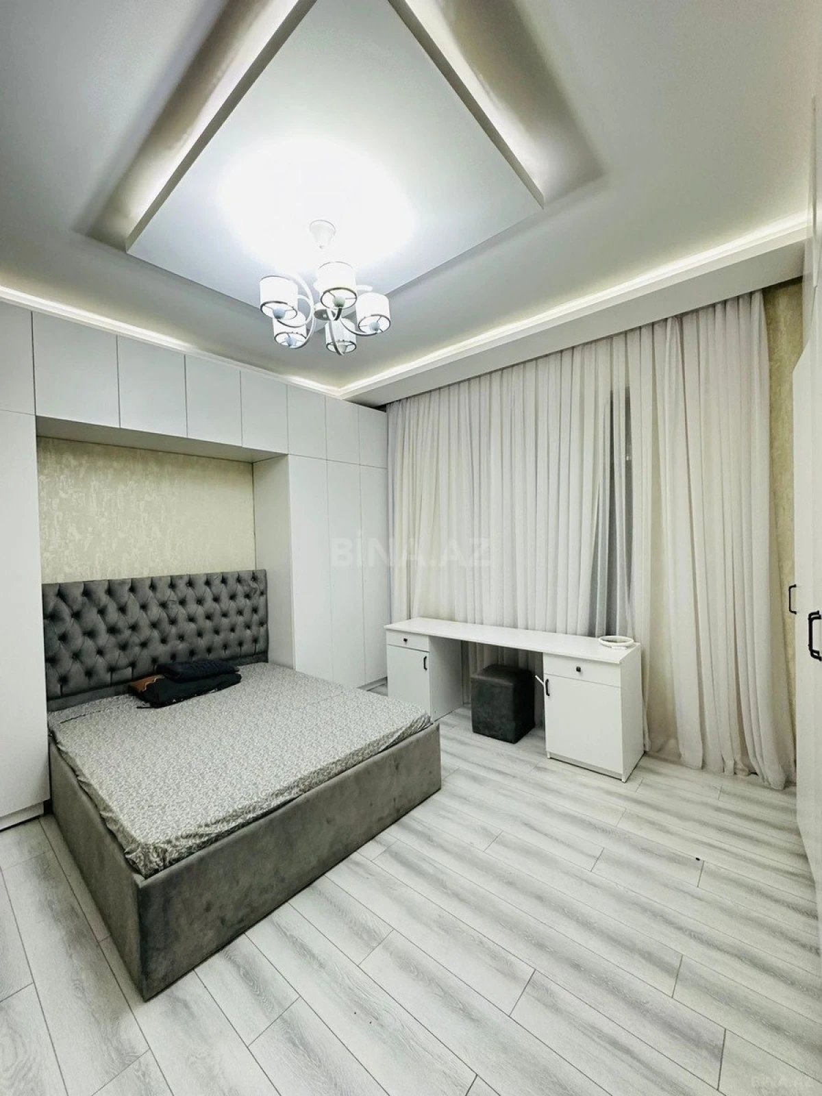 Kirayə verilir 4 otaqlı həyət evi 240 m²