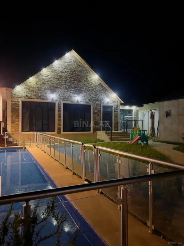 Kirayə verilir 4 otaqlı həyət evi 240 m²