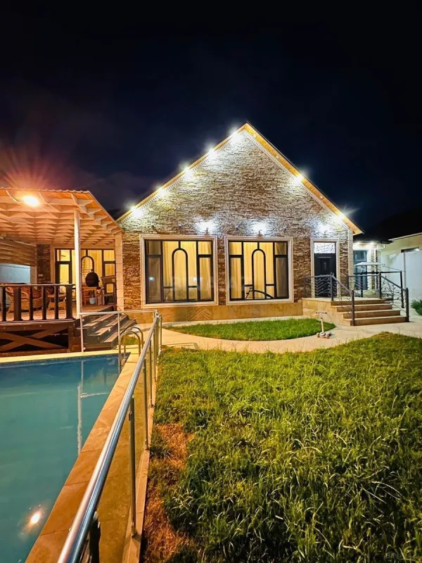 Kirayə verilir 4 otaqlı həyət evi 240 m²