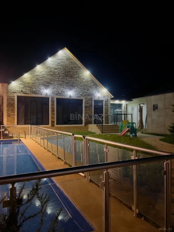 Kirayə verilir 4 otaqlı həyət evi 240 m²