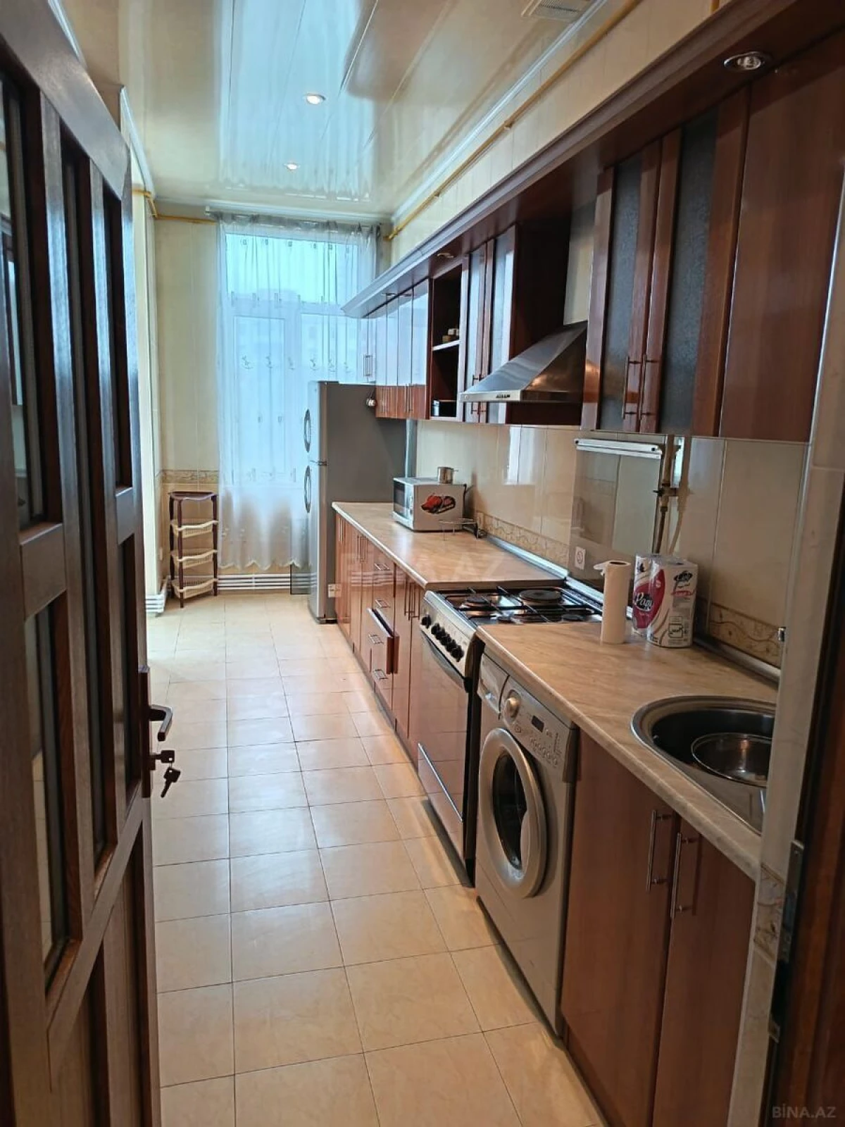 Kirayə verilir 2 otaqlı mənzil 80 m²