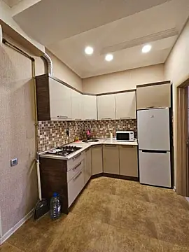 Kirayə verilir 2 otaqlı mənzil 54 m²