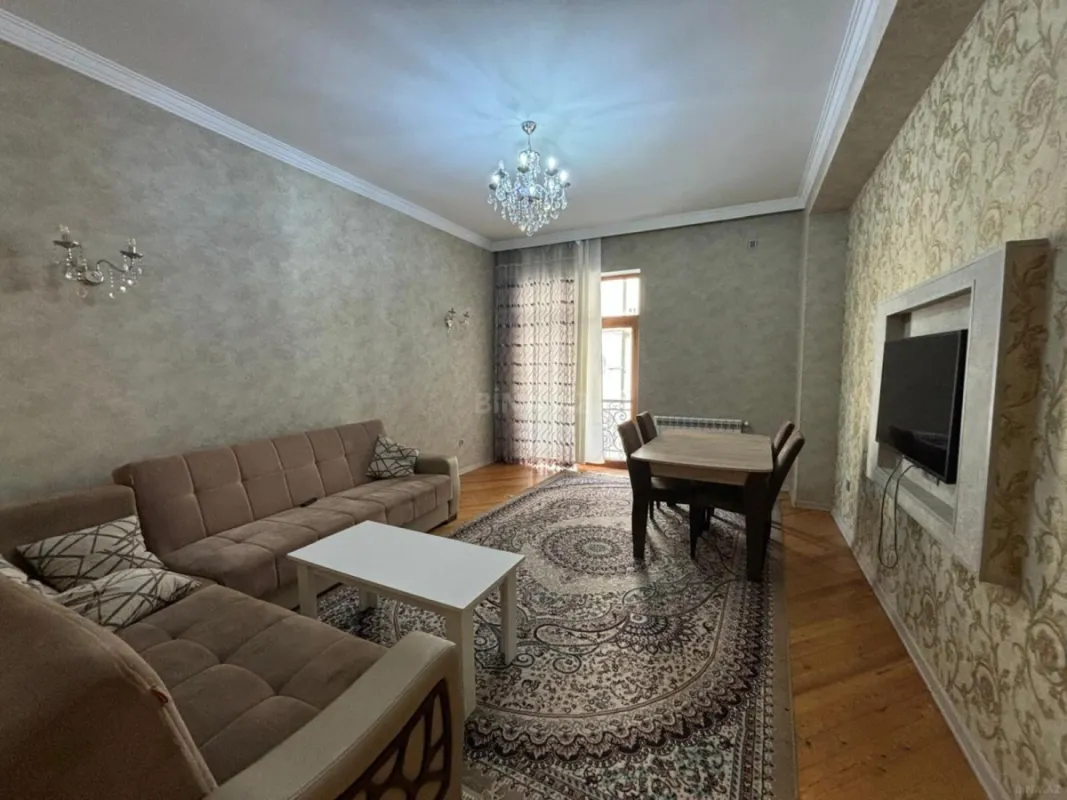 Kirayə verilir 2 otaqlı mənzil 54 m²