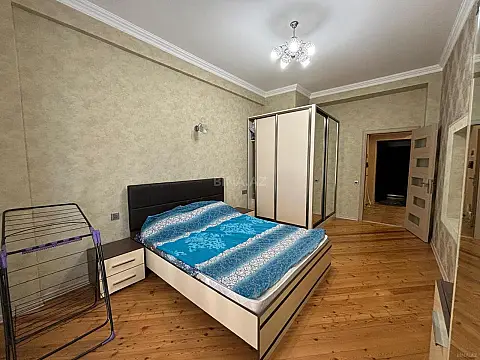 Kirayə verilir 2 otaqlı mənzil 54 m²
