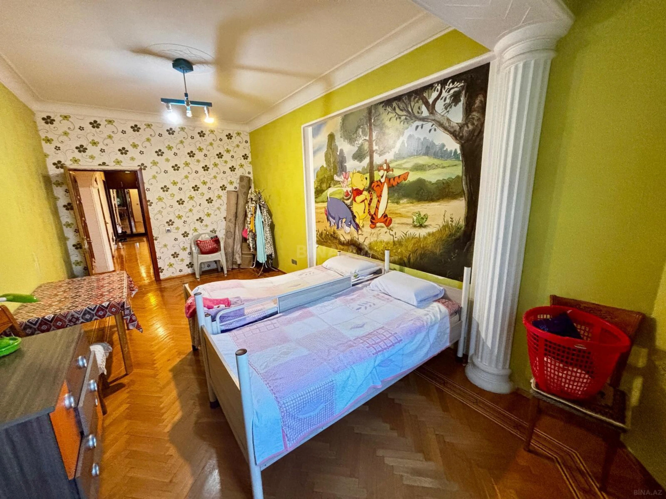 Satılır 3 otaqlı mənzil 167.7 m²