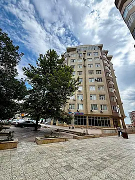Satılır 3 otaqlı mənzil 167.7 m²