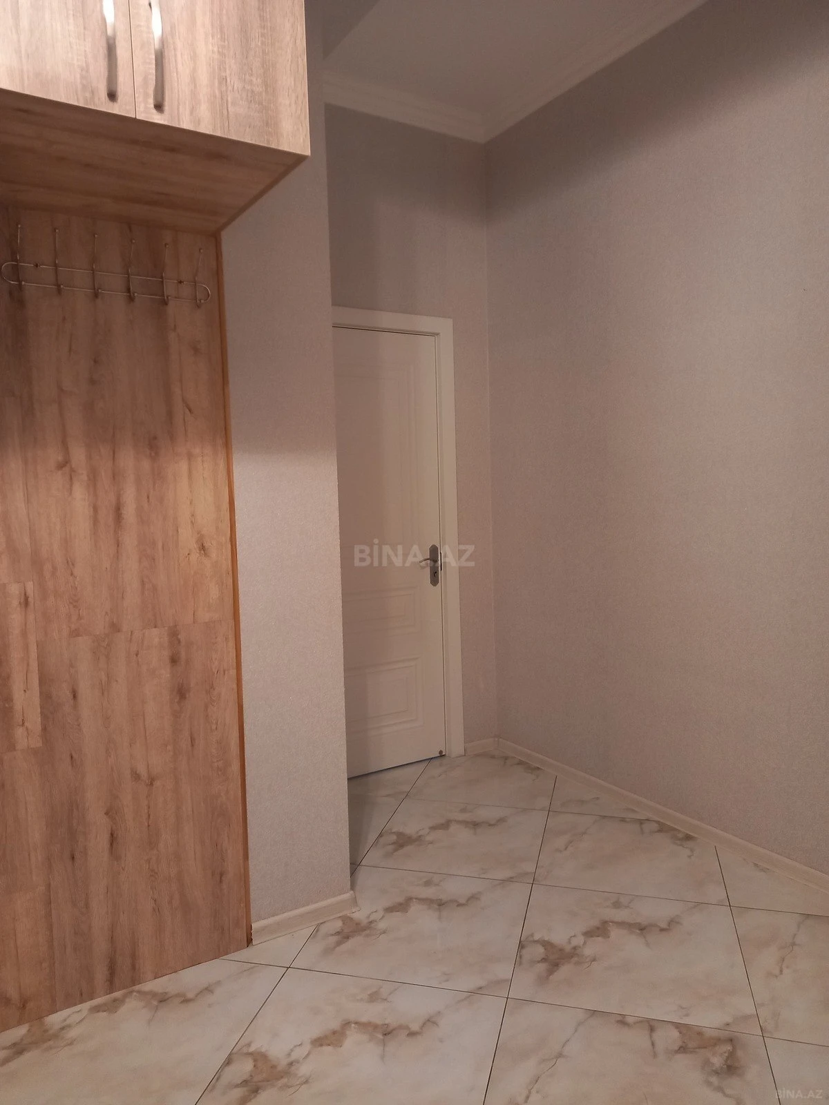 Kirayə verilir 2 otaqlı mənzil 80 m²