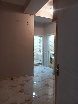 Kirayə verilir 2 otaqlı mənzil 80 m²