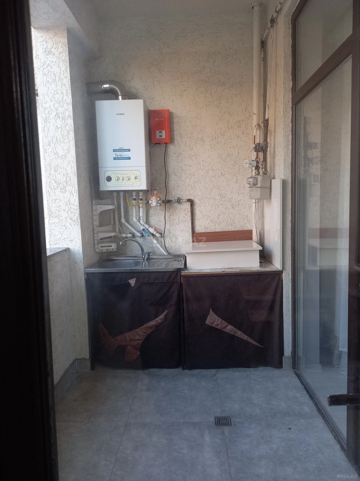 Kirayə verilir 2 otaqlı mənzil 80 m²