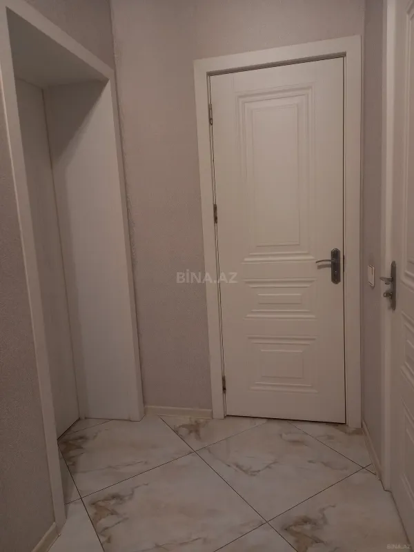 Kirayə verilir 2 otaqlı mənzil 80 m²