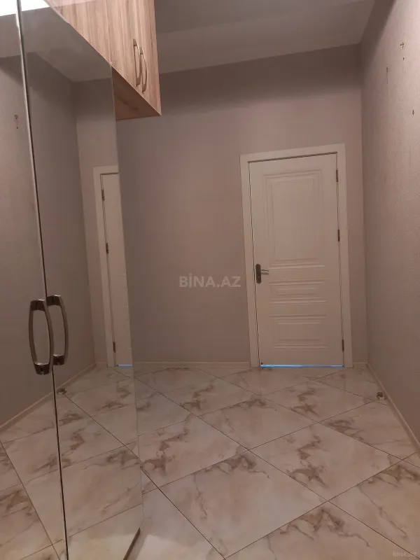 Kirayə verilir 2 otaqlı mənzil 80 m²