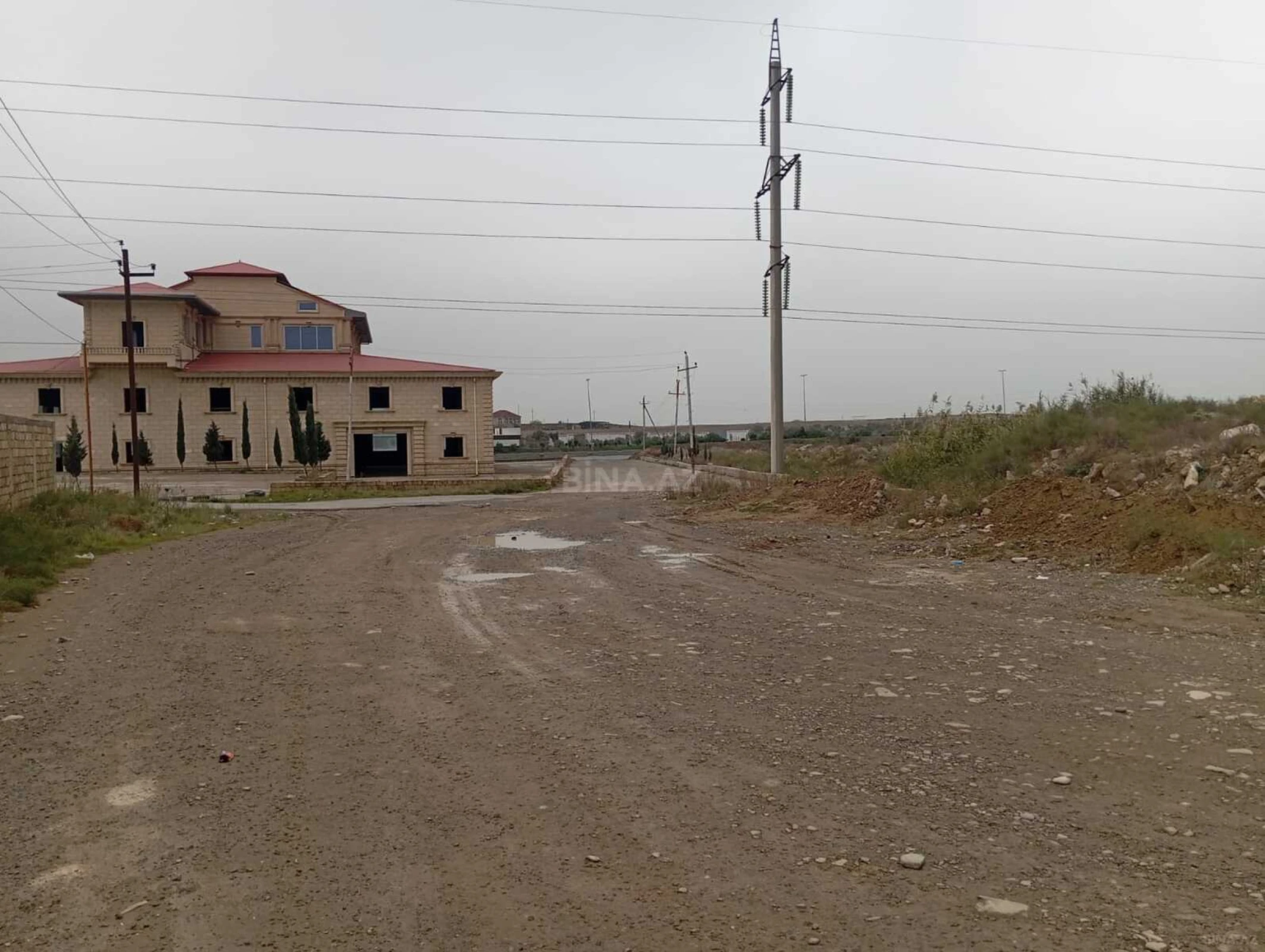 Satılır torpaq sahəsi 40 m²