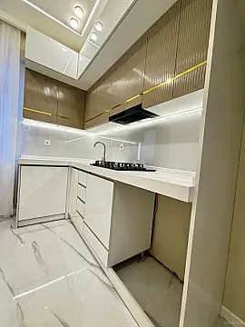 Satılır 2 otaqlı mənzil 70 m²