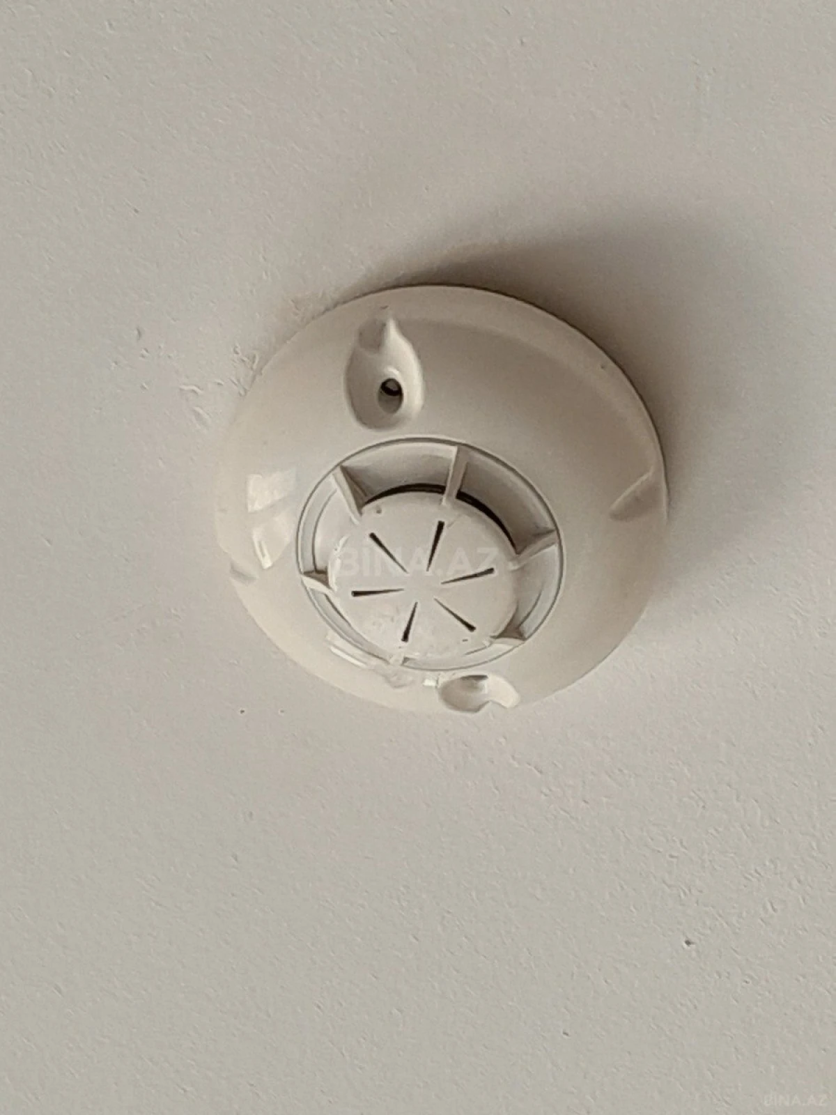 Kirayə verilir 2 otaqlı ofis 35 m²