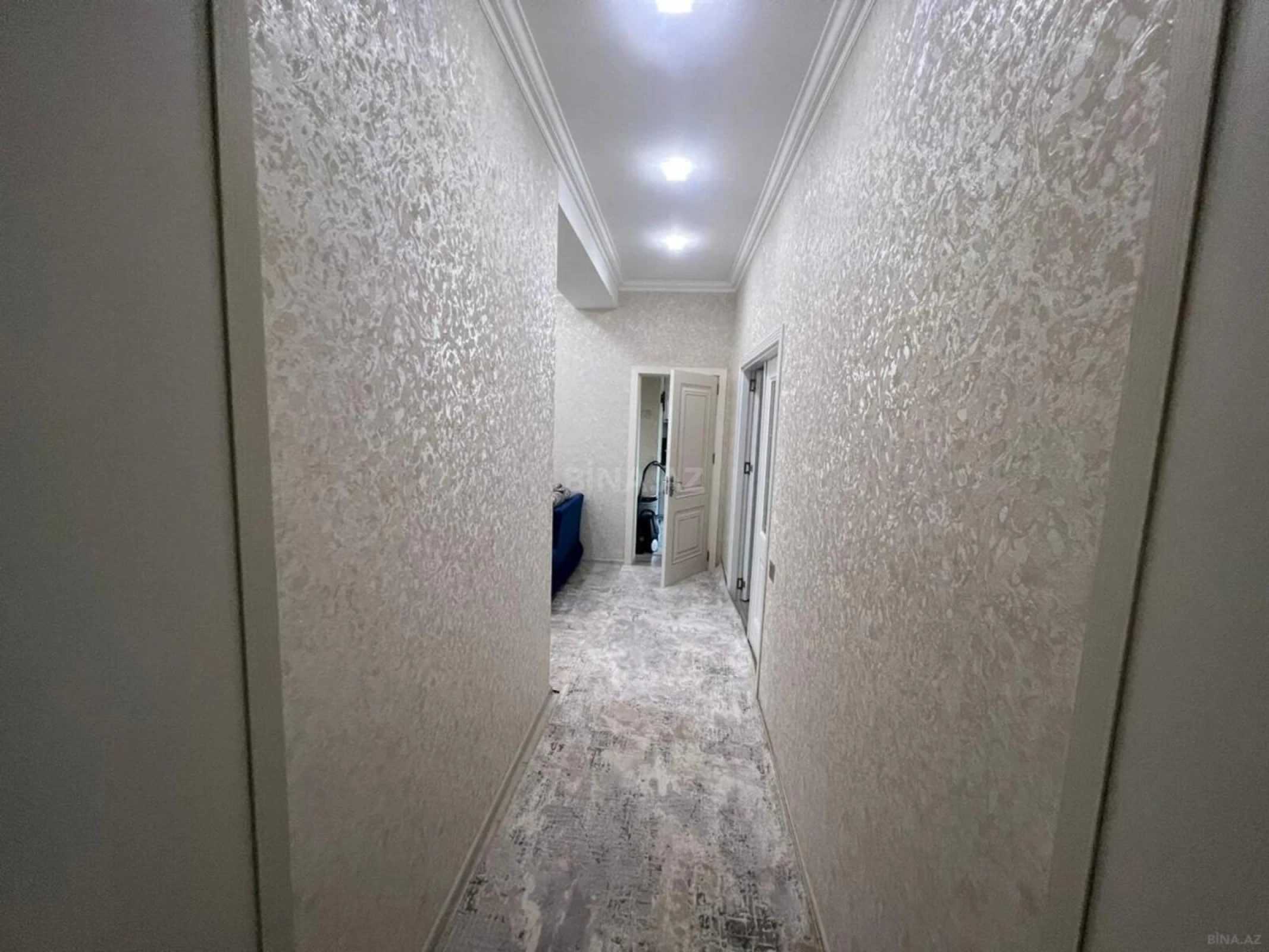 Satılır 3 otaqlı mənzil 115 m²