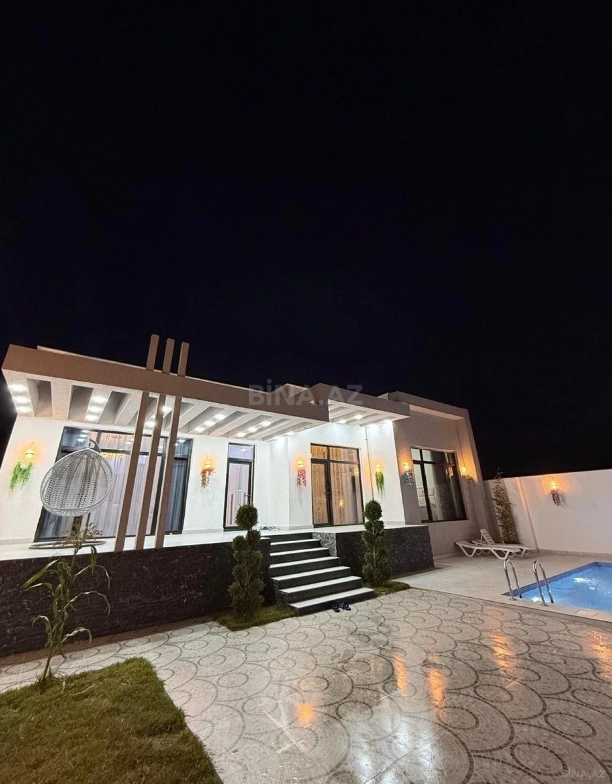 Kirayə verilir 4 otaqlı həyət evi 240 m²