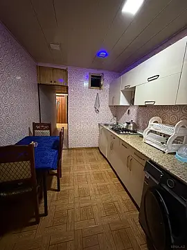 Kirayə verilir 4 otaqlı mənzil 110 m²