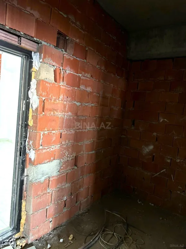 Satılır 3 otaqlı mənzil 109 m²