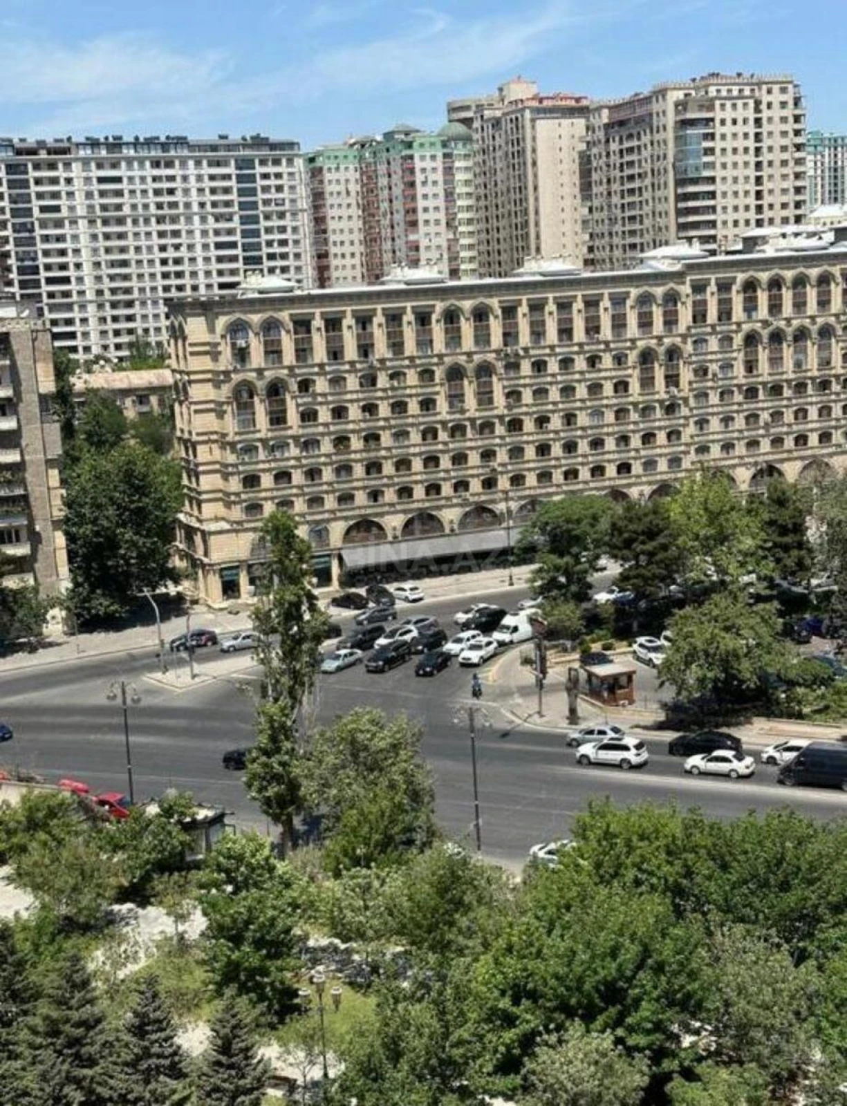 Kirayə verilir 2 otaqlı mənzil 60 m²