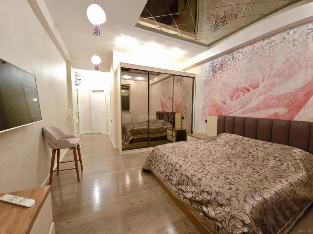 Satılır 4 otaqlı mənzil 170.7 m²