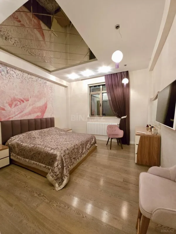 Satılır 4 otaqlı mənzil 170.7 m²