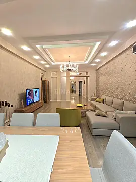 Satılır 4 otaqlı mənzil 170.7 m²
