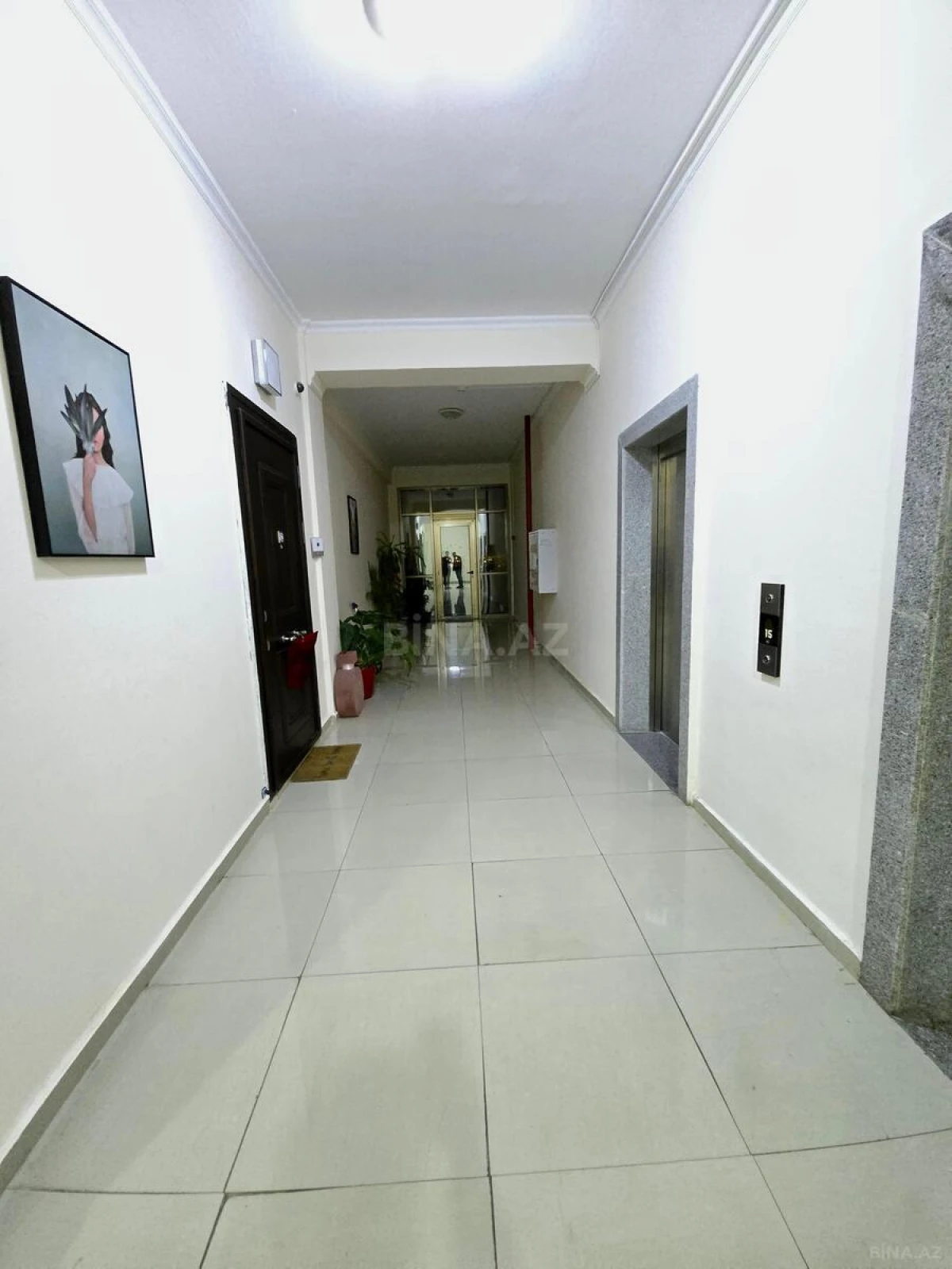 Satılır 4 otaqlı mənzil 170.7 m²