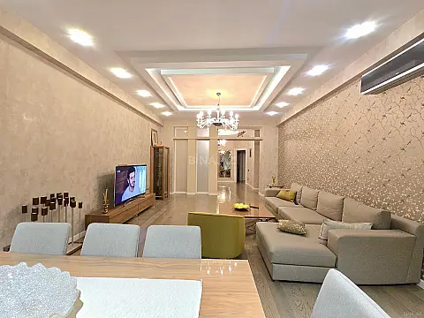 Satılır 4 otaqlı mənzil 170.7 m² — Bakı 4 otaq 170.70 m²