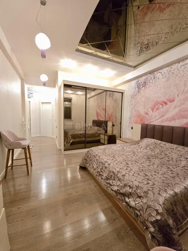 Satılır 4 otaqlı mənzil 170.7 m²